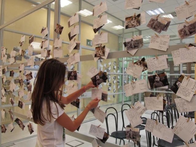 Le cartoline scritte dai bambini di oggi ai bambini di Hine